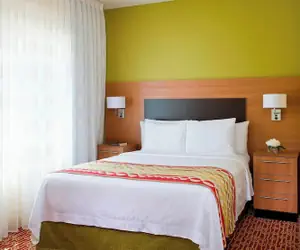 Photo 5 - Candlewood Suites Bedford Fort Worth by IHG