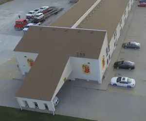 Photo 2 - Super 8 by Wyndham Lincoln