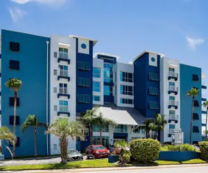 Photo 2 - Coconut Palms Beach Resort II, an Ascend Collection Hotel