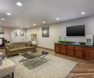 Photo 3 - Best Western Pahrump Oasis