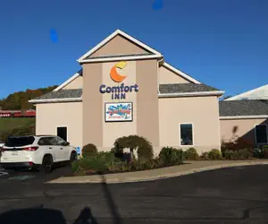 Photo 2 - Comfort Inn Splash Harbor