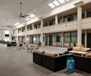 Photo 4 - Super 8 by Wyndham Meadowlands