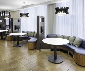 Photo 3 - Courtyard By Marriott Shelton