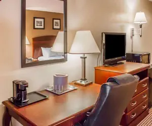 Photo 3 - Hotel Veranda DuBois