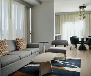 Photo 5 - Marriott Indianapolis East