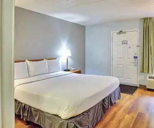 Photo 5 - Motel 6 Buffalo, NY - Airport - Williamsville