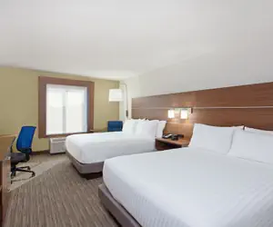 Photo 5 - Holiday Inn Express West Los Angeles by IHG