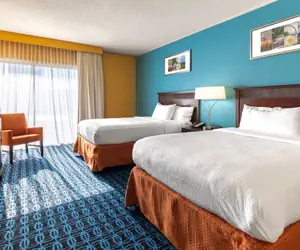 Photo 4 - Chester Inn & Suites