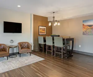 Photo 5 - Best Western Plus Inn At The Vines