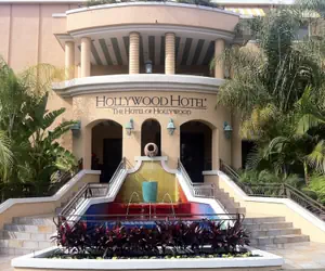 Photo 2 - Hollywood Hotel