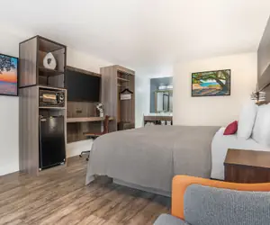 Photo 2 - Key West Inn Fairhope Al