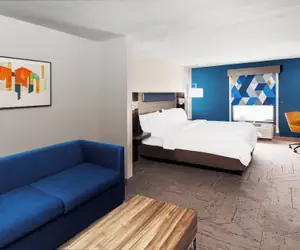 Photo 5 - Holiday Inn Express Breaux Bridge by IHG