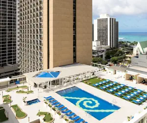 Photo 2 - Hilton Waikiki Beach Resort & Spa