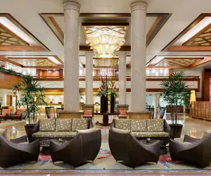Photo 4 - Hilton Waikiki Beach Resort & Spa