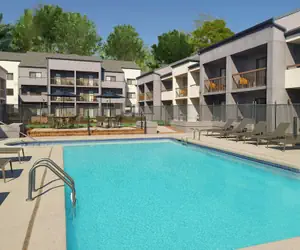 Photo 2 - Courtyard by Marriott Birmingham Homewood