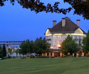 Photo 2 - Kimpton Riverplace Hotel by IHG