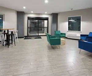 Photo 4 - La Quinta Inn by Wyndham Buffalo Airport