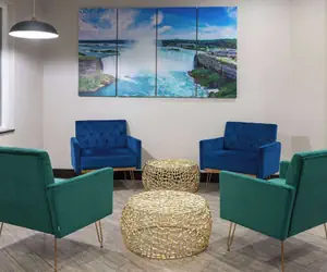 Photo 5 - La Quinta Inn by Wyndham Buffalo Airport