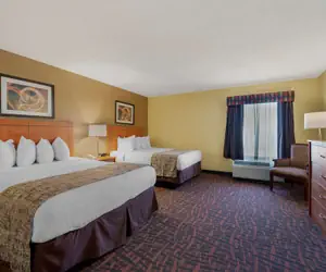 Photo 2 - Best Western Louisville East Inn & Suites