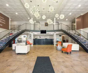 Photo 4 - Village Inn Clemmons/Winston Salem, Trademark by Wyndham