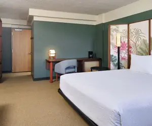 Photo 4 - Pagoda Hotel