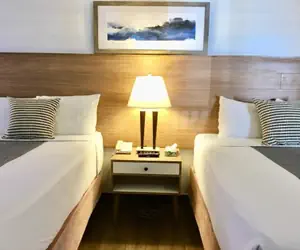 Photo 2 - San Diego Downtown Lodge