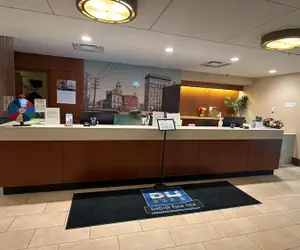 Photo 4 - Randolph Hotel Liverpool/Syracuse/Airport West, Trademark