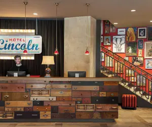 Photo 3 - Hotel Lincoln