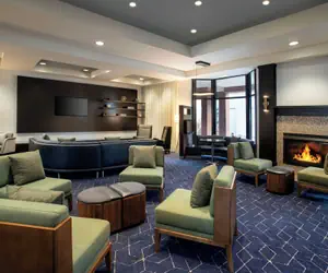 Photo 2 - Courtyard by Marriott Worcester