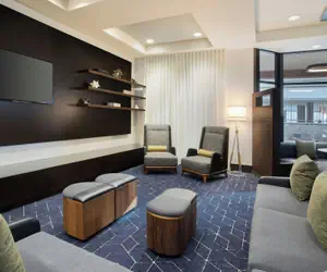 Photo 4 - Courtyard by Marriott Worcester