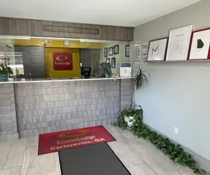 Photo 3 - Econo Lodge Cartersville-Emerson Lake Point