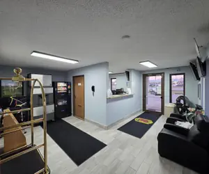 Photo 4 - Super 8 by Wyndham Emporia