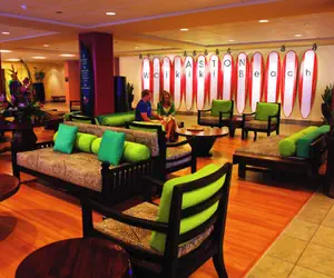Photo 5 - The Twin Fin Hotel