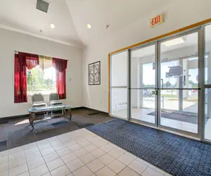 Photo 3 - OYO Hotel Markle IN I-69