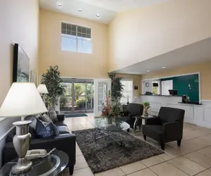 Photo 5 - Quality Inn & Suites Greensboro near Lake Oconee