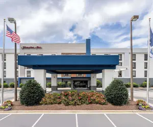 Photo 2 - Hampton Inn Myrtle Beach-West