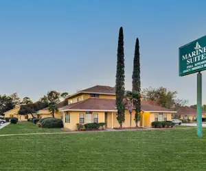 Photo 2 - Mariners Suites