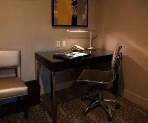 Photo 5 - DoubleTree by Hilton Claremont