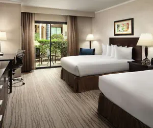 Photo 4 - DoubleTree by Hilton Claremont