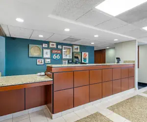 Photo 4 - Drury Inn & Suites Joplin