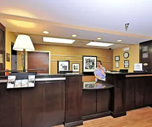 Photo 4 - Hampton Inn Eden