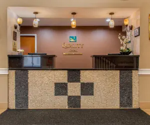 Photo 5 - Quality Inn Bloomington near University