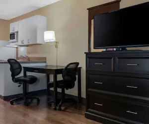 Photo 4 - Studio 6 Extended Stay Sacramento Arden Way CA