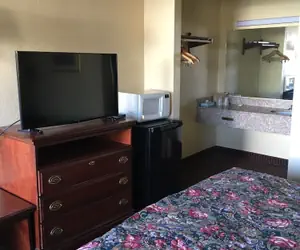 Photo 4 - Travel Inn