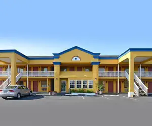 Photo 2 - Americas Best Value Inn Princess Anne