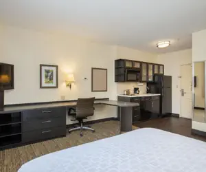 Photo 5 - MainStay Suites Kansas City Overland Park