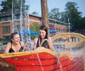 Photo 2 - Williamsburg Woodlands Hotel & Suites, an official Colonial Williamsburg Hotel