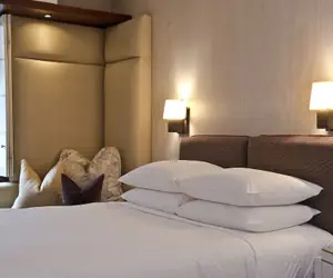 Photo 5 - City Club Hotel