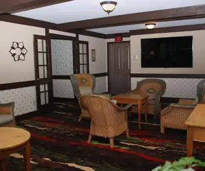 Photo 3 - Spring House Inn