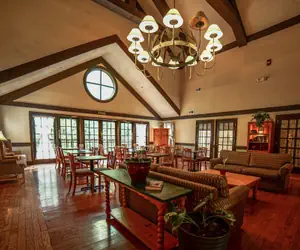 Photo 5 - Spring House Inn